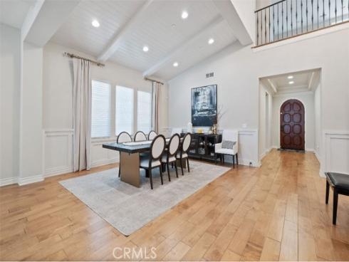 10 Shadybend , Irvine, CA