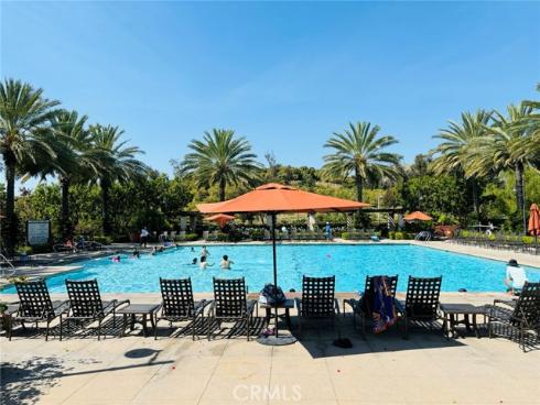 10 Shadybend , Irvine, CA