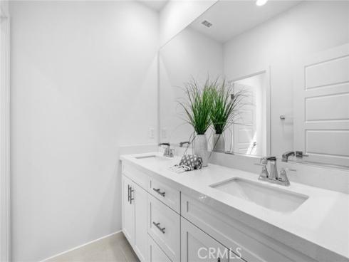 148 Modjeska , Irvine, CA