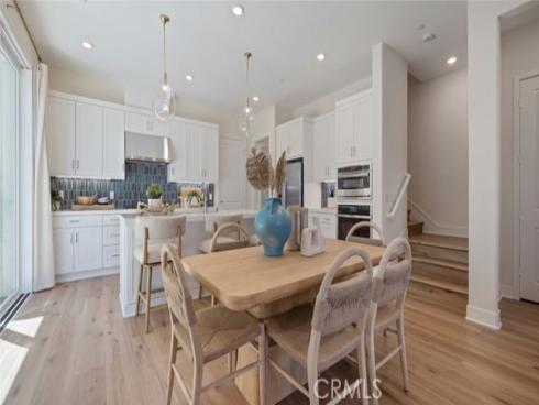 161 Scoville , Irvine, CA