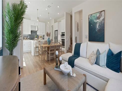 161 Scoville , Irvine, CA