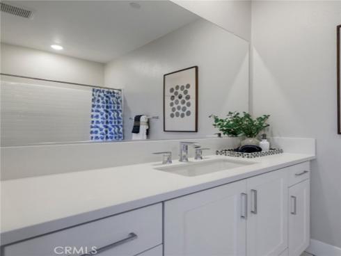 336  Coolidge  , Irvine, CA