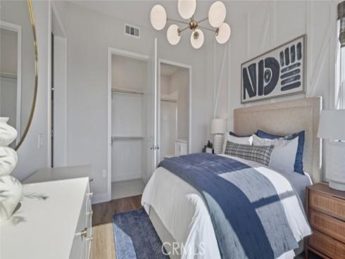 336  Coolidge  , Irvine, CA