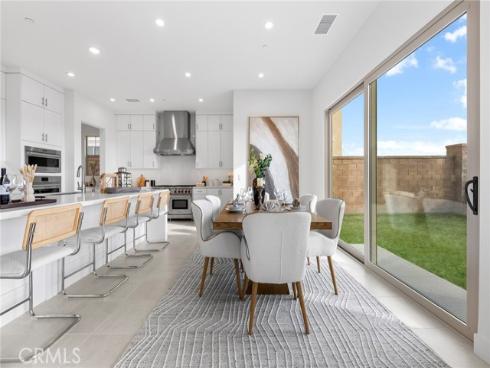 118  Sunnybank   Boulevard, Irvine, CA