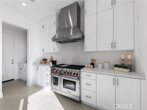 118  Sunnybank   Boulevard, Irvine, CA