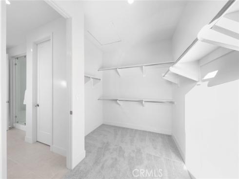 118  Sunnybank   Boulevard, Irvine, CA