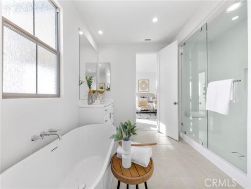 118  Sunnybank   Boulevard, Irvine, CA