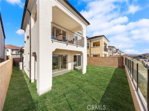 118  Sunnybank   Boulevard, Irvine, CA