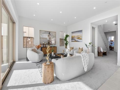 118  Sunnybank   Boulevard, Irvine, CA