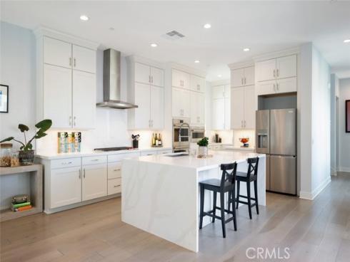 135 Bosal , Irvine, CA