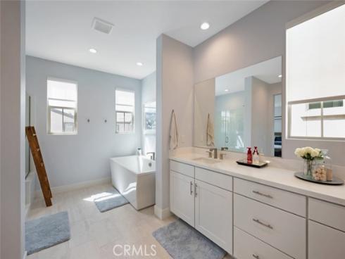 135 Bosal , Irvine, CA