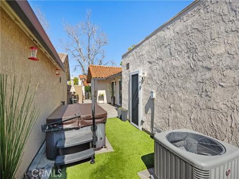 40 Tangerine , Irvine, CA