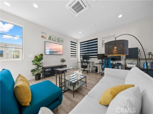 107 Carmine , Irvine, CA