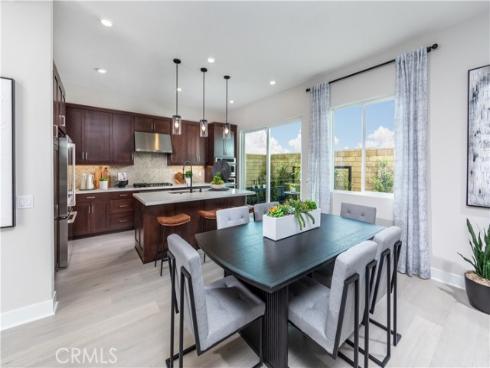 224  Lily   Loop, Irvine, CA