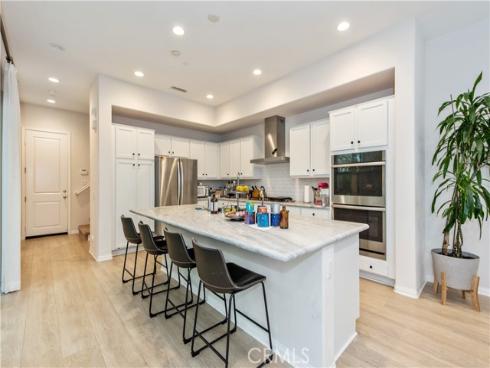 153 Spectacle , Irvine, CA