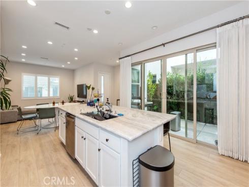 153 Spectacle , Irvine, CA