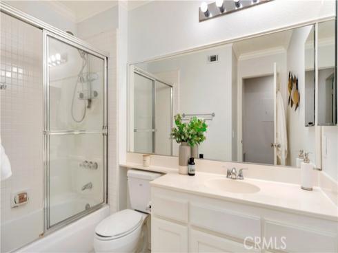 2 Ellisworth Aisle , Irvine, CA