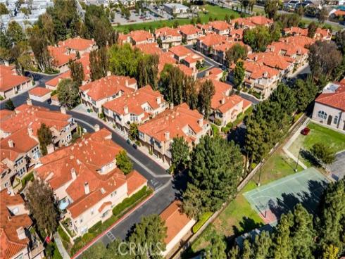 2 Ellisworth Aisle , Irvine, CA