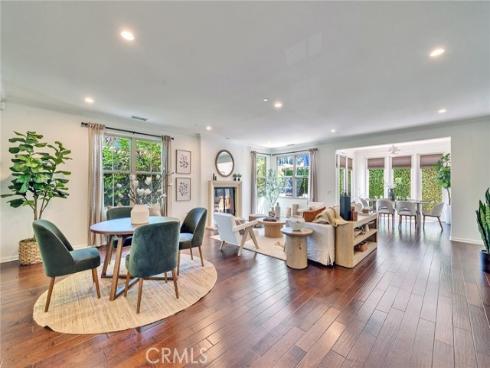 37 Fanpalm , Irvine, CA