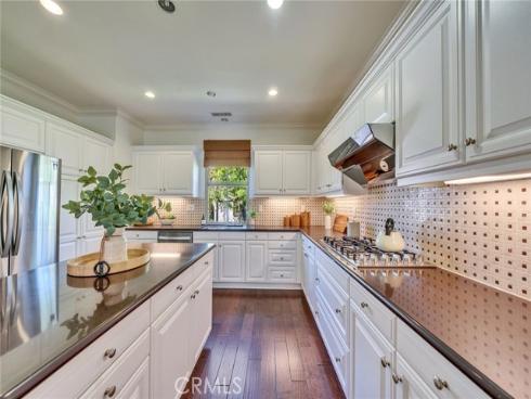 37 Fanpalm , Irvine, CA