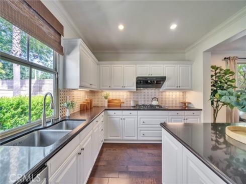 37 Fanpalm , Irvine, CA