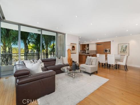 8050  Scholarship  , Irvine, CA