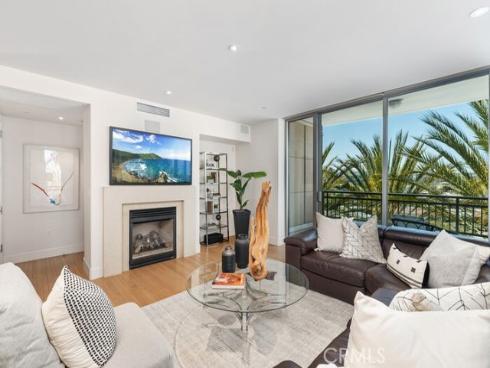 8050  Scholarship  , Irvine, CA