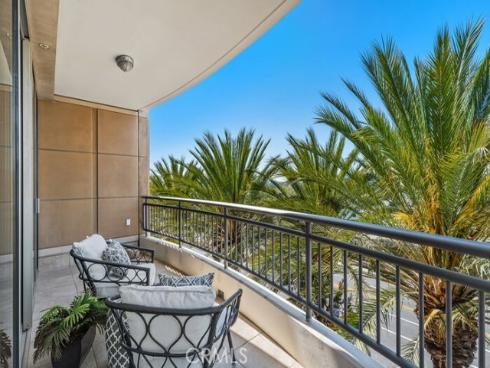 8050  Scholarship  , Irvine, CA