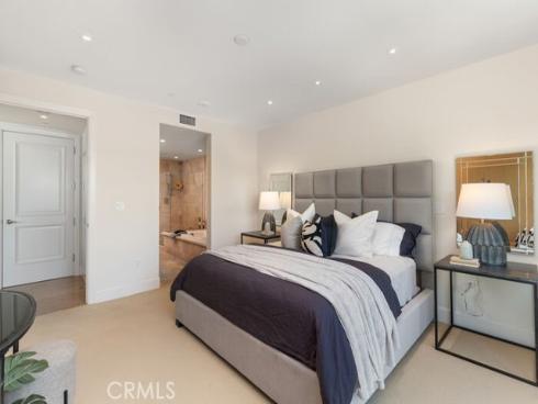 8050  Scholarship  , Irvine, CA