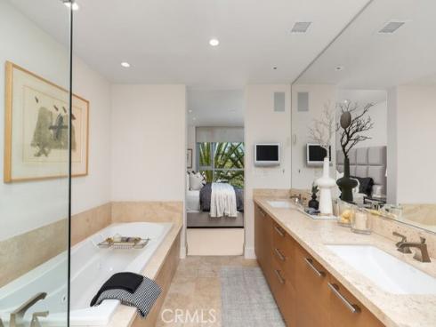 8050  Scholarship  , Irvine, CA