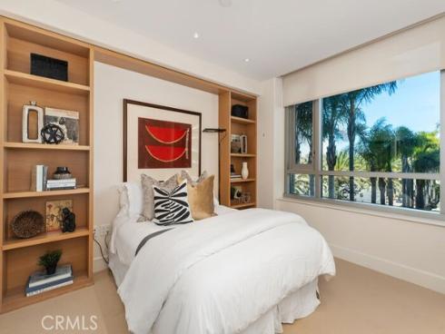 8050  Scholarship  , Irvine, CA