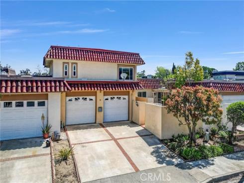 16 Iron Bark Way, Irvine, CA