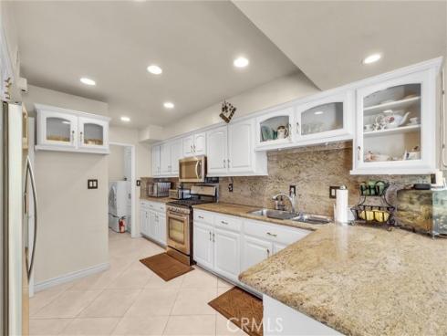 16 Iron Bark Way, Irvine, CA