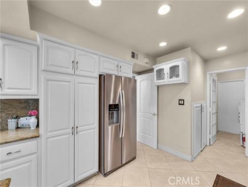 16 Iron Bark Way, Irvine, CA