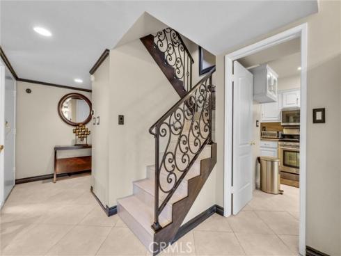 16 Iron Bark Way, Irvine, CA