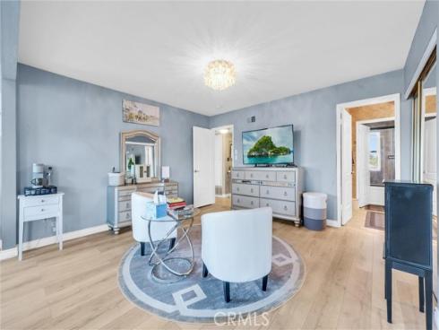 16 Iron Bark Way, Irvine, CA