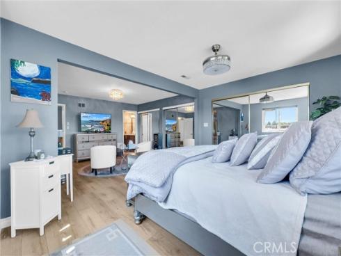 16 Iron Bark Way, Irvine, CA