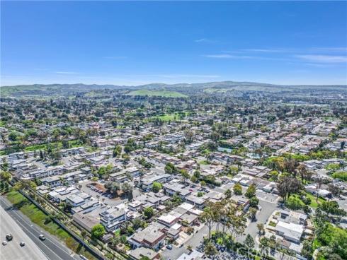 16 Iron Bark Way, Irvine, CA