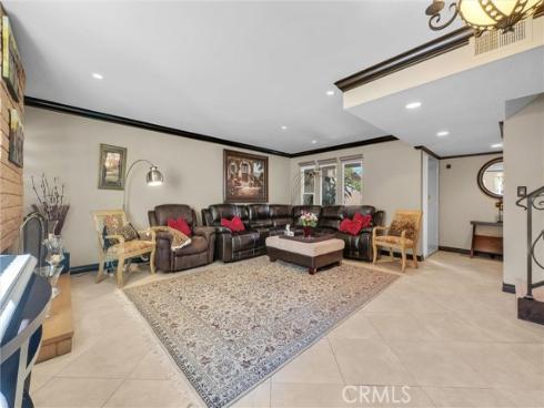 16 Iron Bark Way, Irvine, CA