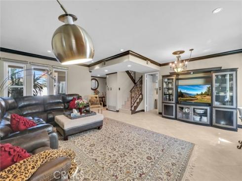 16 Iron Bark Way, Irvine, CA