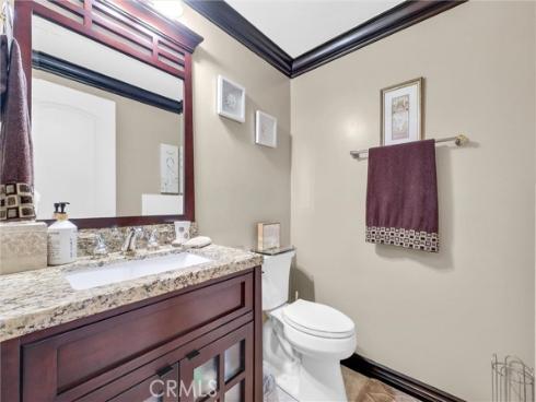 16 Iron Bark Way, Irvine, CA