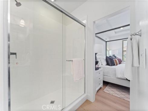 90 Mayfair , Irvine, CA