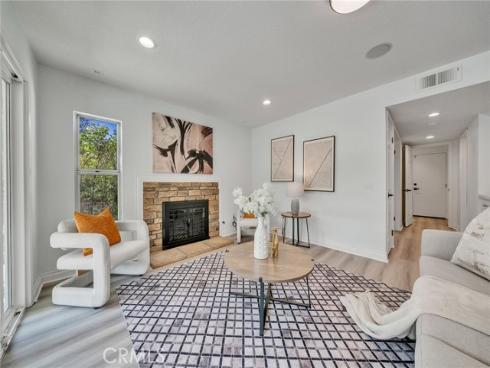 11 Henry , Irvine, CA