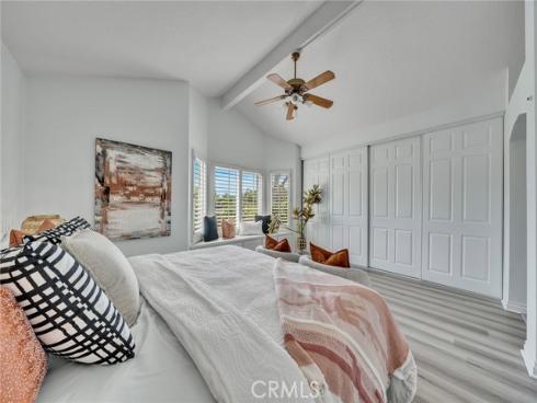 11 Henry , Irvine, CA