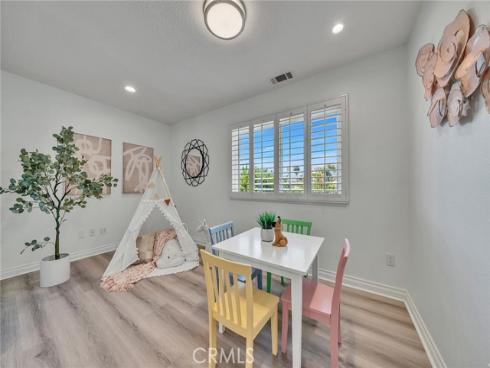 11 Henry , Irvine, CA