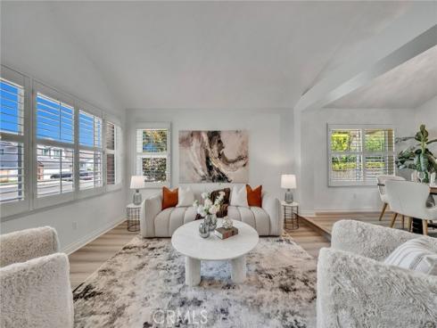 11 Henry , Irvine, CA