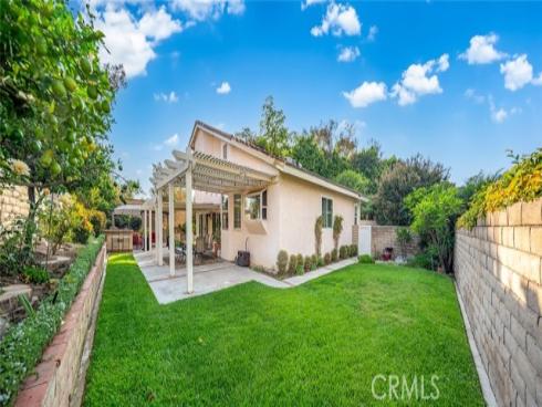 11 Henry , Irvine, CA