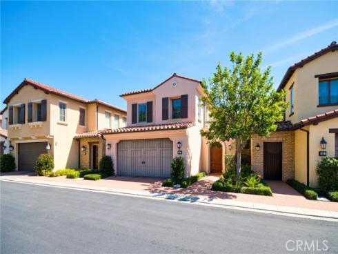54 Trotter , Irvine, CA