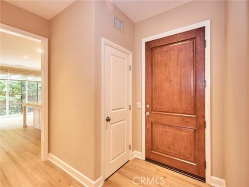 54 Trotter , Irvine, CA