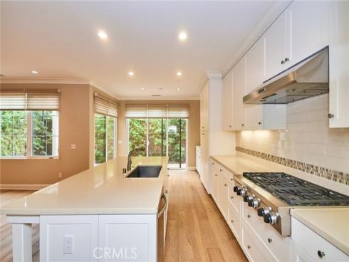 54 Trotter , Irvine, CA